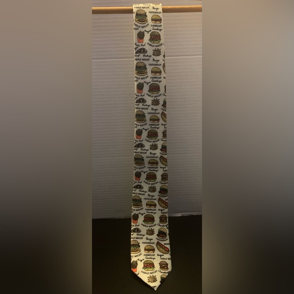 My fast food double burger- fries- pizza- tie - Picture 3 of 3